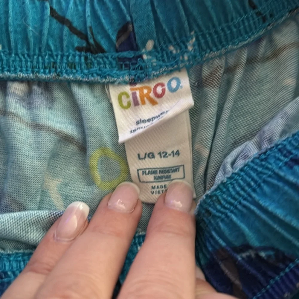 Boys Football Theme PJs. Size 12/14 Large - Picture 8 of 11